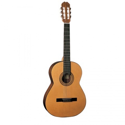 JUANITA 3/4 i gruppen Gitarr / Nylonstrngad Gitarr / Admira / Klassisk hos Crafton Musik AB (350024005034)